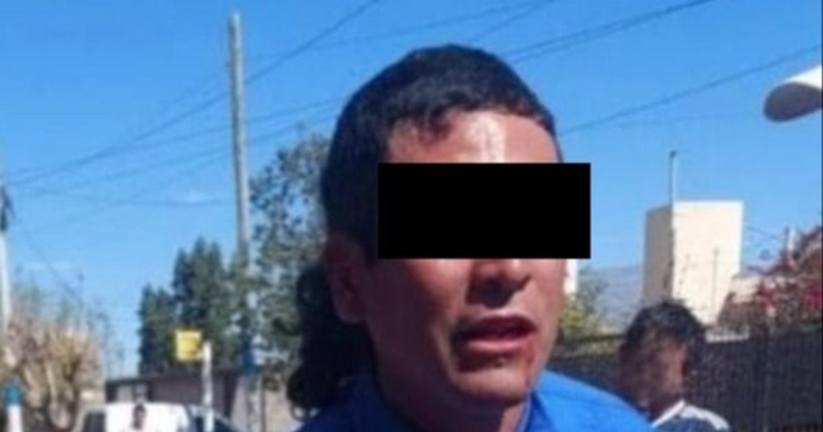 Móvil policial durante un procedimiento en Rawson