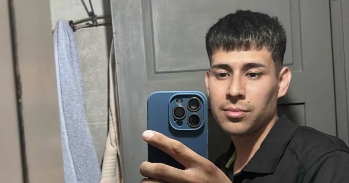 Imagen de la cobertura: Despiden a Nahuel, el joven de 23 años que murió en un choque entre Rawson y Pocito