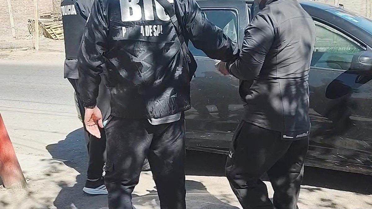 Rawson: cayó un hombre tras allanamientos de la BIC en Río Blanco y FOEVA