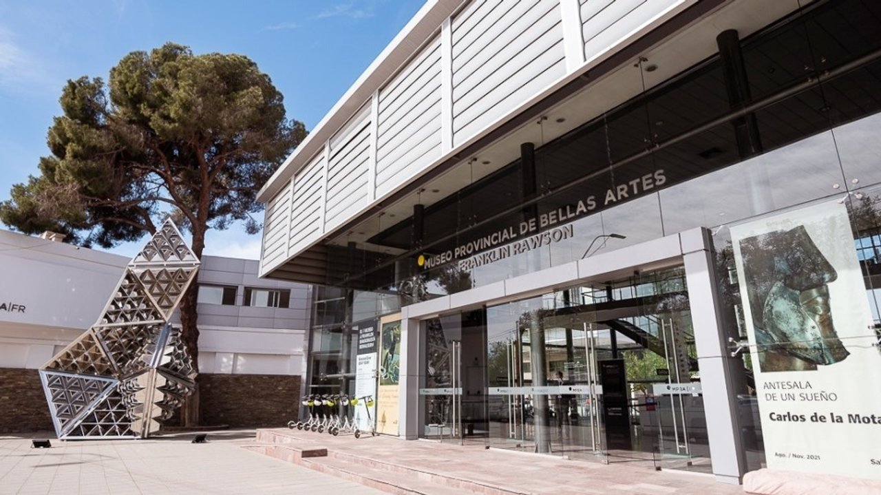 Fachada del Museo Provincial de Bellas Artes Franklin Rawson, en San Juan.