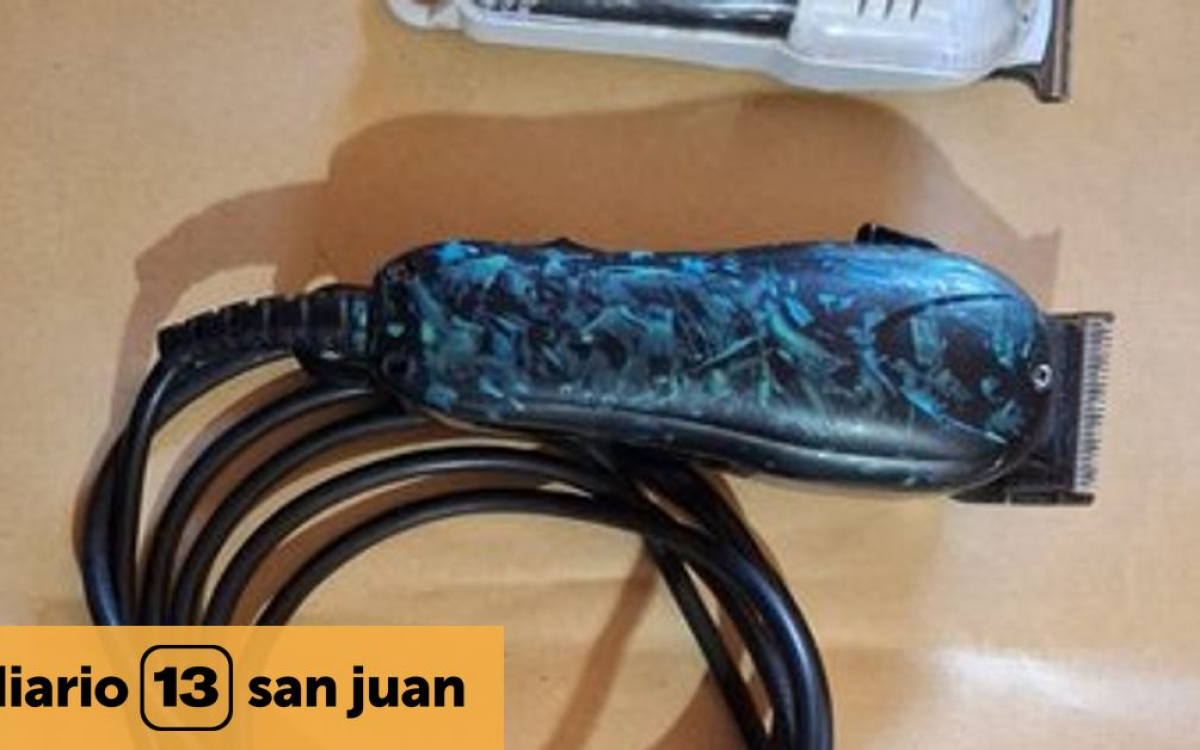 Máquina de cortar pelo recuperada durante la investigación del robo a una barbería.