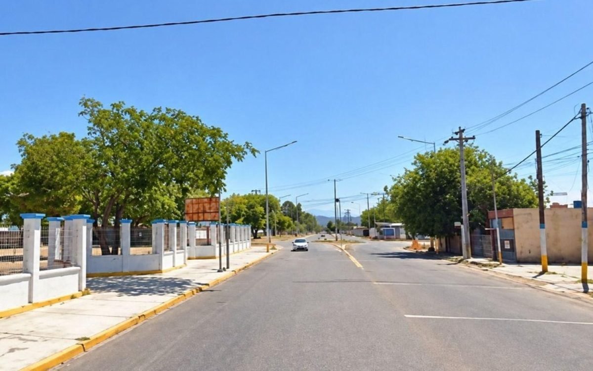 Calle Doctor Ortega, en Rawson, cerca del Parque Recreativo Municipal.